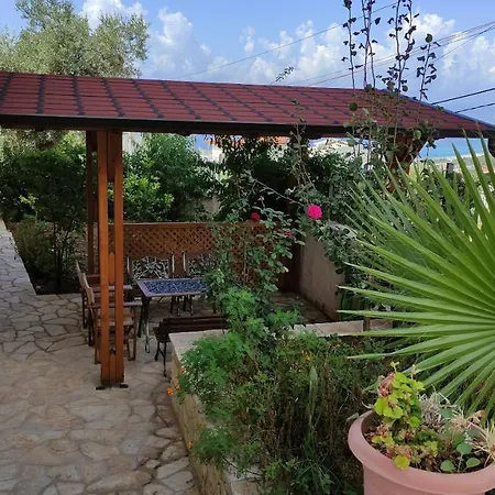 Aparthotel Spartila Dhermi