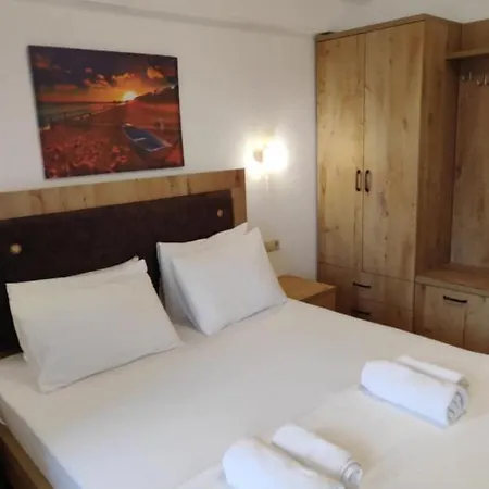 Spartila Aparthotel *